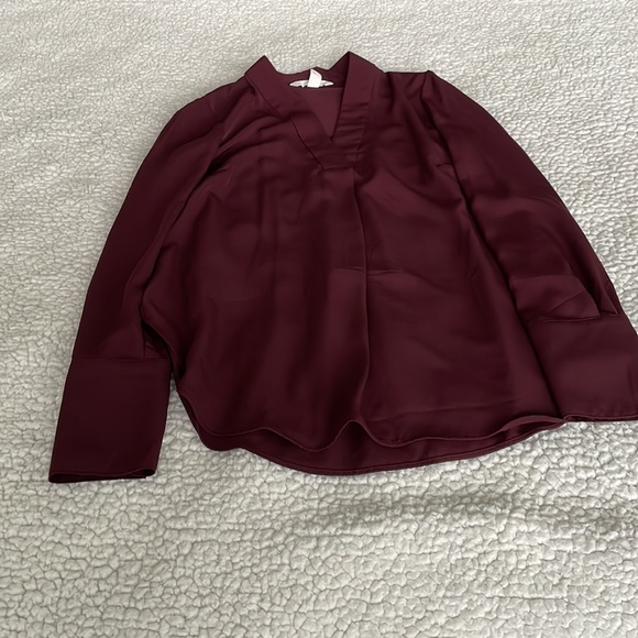 12 Tops for Price of 3 - Picture 11 of 12